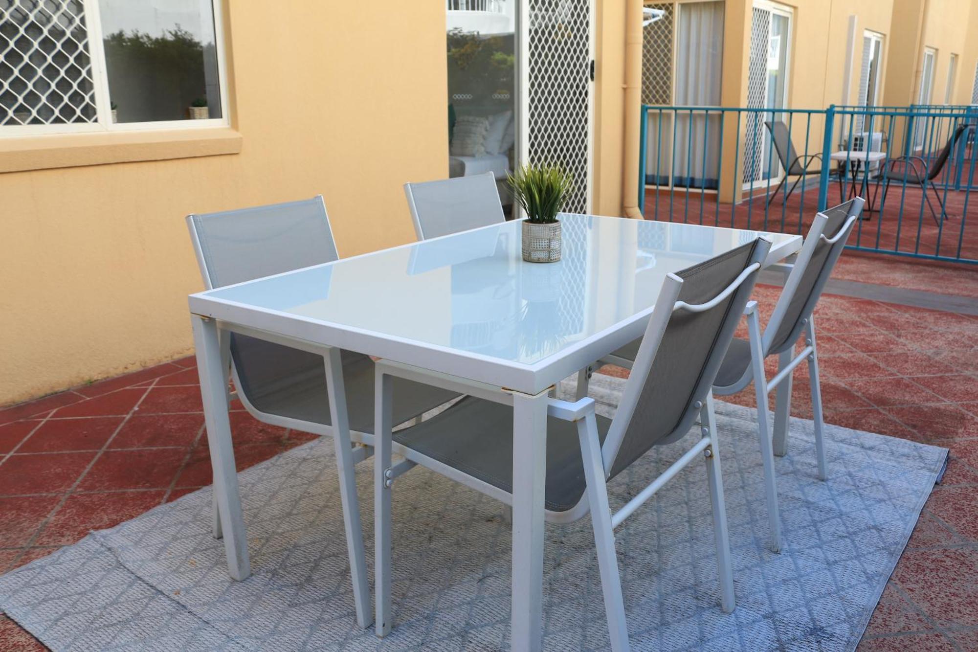Chevron Island Apartment - Cozy And Convenient Gold Coast Extérieur photo